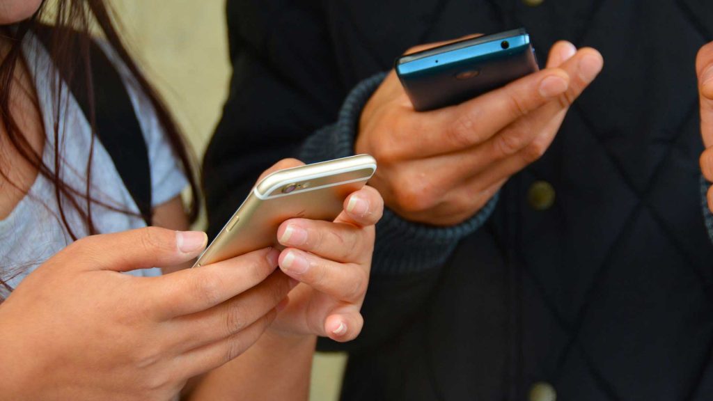 10-Low-Cost-Mobile-Plans-with-International-Calls-Included-in-Australia-on-nextreading