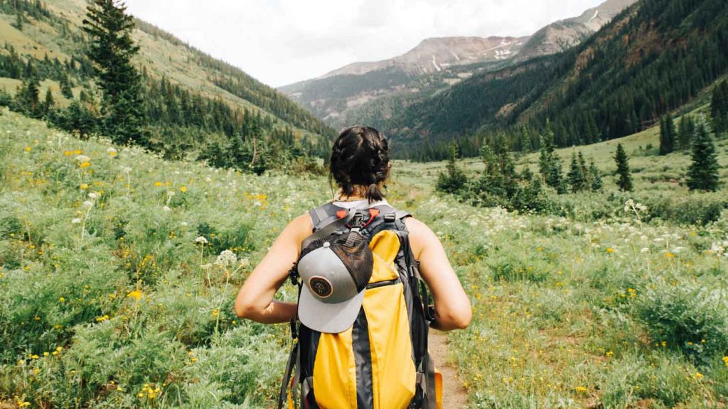 Features-Must-Consider-Before-Buying-Your-Hiking-Pack-on-nextreading-online